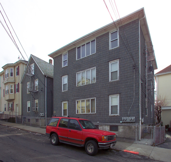 191-193 Hope St in Fall River, MA - Building Photo - Building Photo