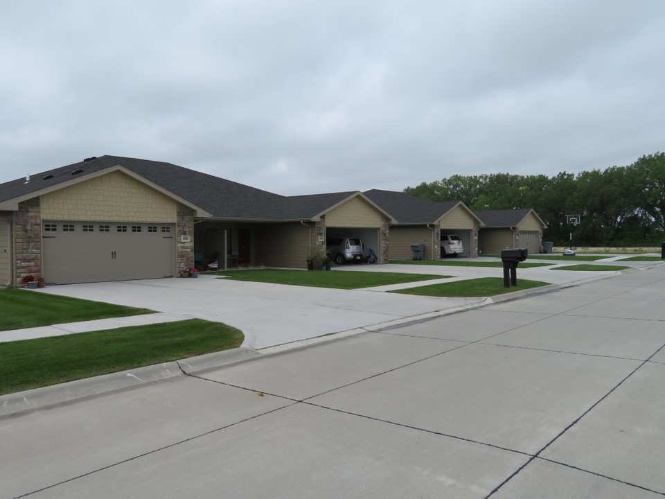 1901-1907 W Taylor Ave in Norfolk, NE - Building Photo