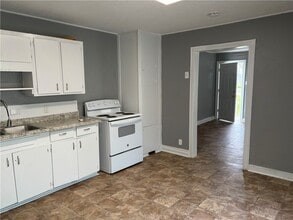 701 W Lakeside Dr in Corpus Christi, TX - Building Photo - Building Photo