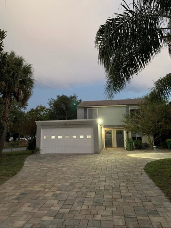 property at 780 8th Ave S