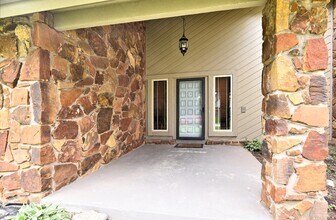 2309 W Oakridge St in Broken Arrow, OK - Building Photo - Building Photo