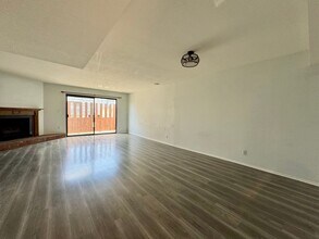 5070 Kester Ave in Los Angeles, CA - Building Photo - Building Photo