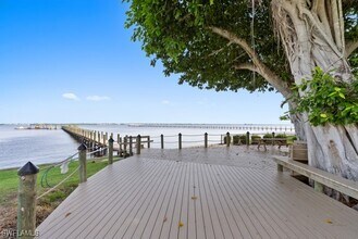 819 James St in Ft. Myers, FL - Building Photo - Building Photo