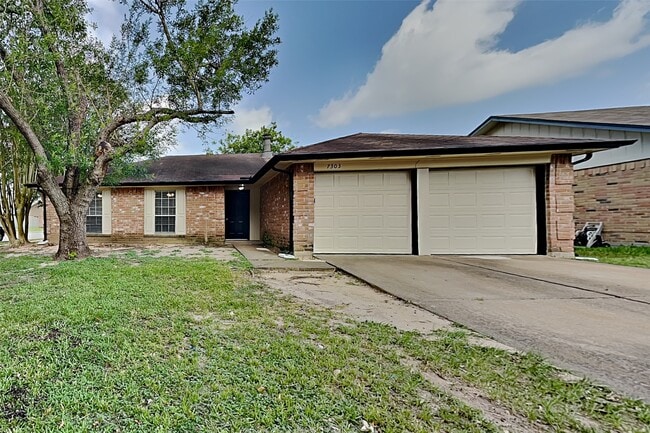 7303 Dew Mist Ln