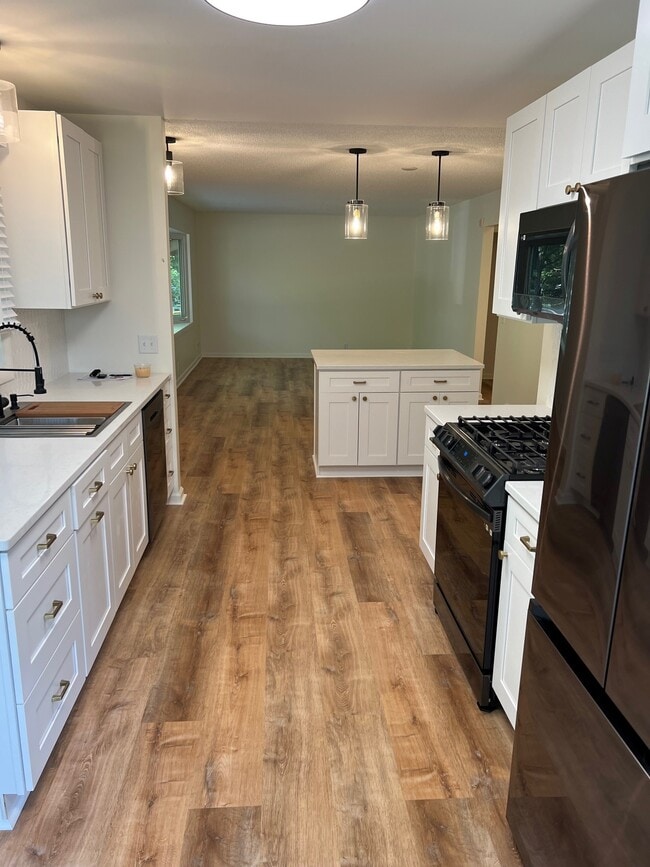 property at 50 Hackberry Hill