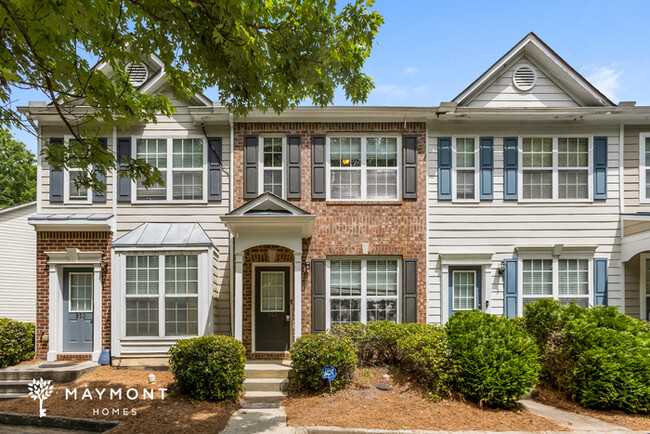 property at 948 Redwood Dr NW