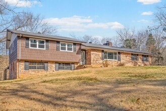 103 Millers Hill Rd in Dover, TN - Building Photo - Building Photo