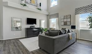 5315 CJ Walker Ln in Houston, TX - Foto de edificio - Building Photo