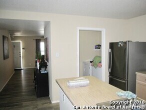 115 McLennan Oak in San Antonio, TX - Foto de edificio - Building Photo