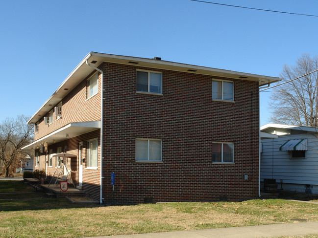 1214 Mcclung Ave in Barboursville, WV - Building Photo - Building Photo