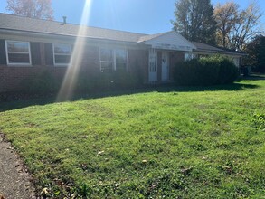 1910 Scherm Rd in Owensboro, KY - Foto de edificio - Building Photo