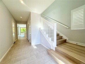 179 Hargrove in Irvine, CA - Building Photo - Building Photo