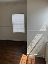 5636 S Broadway, Unit 2 in Los Angeles, CA - Building Photo - Building Photo