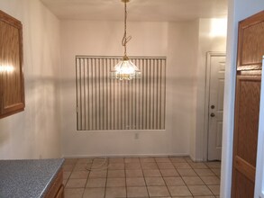 2052 Jade Creek St in Las Vegas, NV - Building Photo - Building Photo