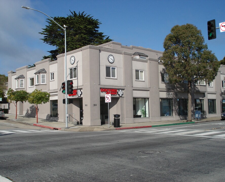 501 Lighthouse Avenue - Monterey in Monterey, CA - Building Photo