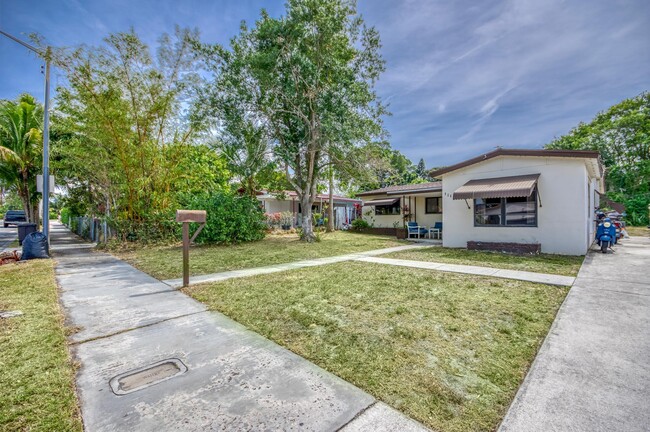 920 Hansen St in West Palm Beach, FL - Building Photo - Building Photo