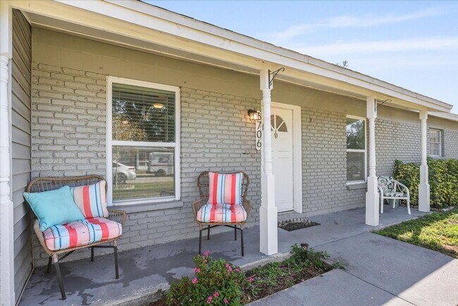 6706 S Elemeta St in Tampa, FL - Building Photo - Building Photo