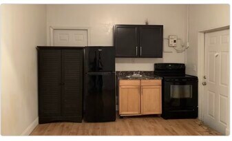 15500 SW 12th Ter in Miami, FL - Building Photo