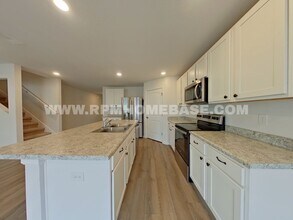 3264 Chapelwood Dr in Crestview, FL - Foto de edificio - Building Photo