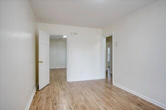 953 Hopkins St in Augusta, GA - Building Photo - Building Photo