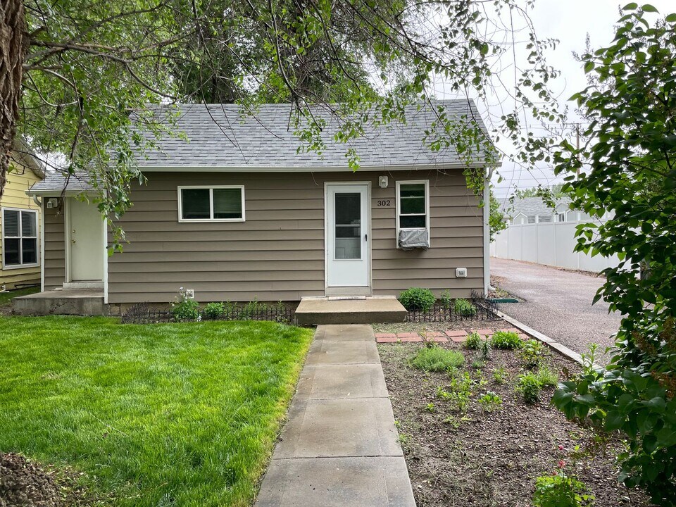 302 S Emerson Ave in Gillette, WY - Building Photo