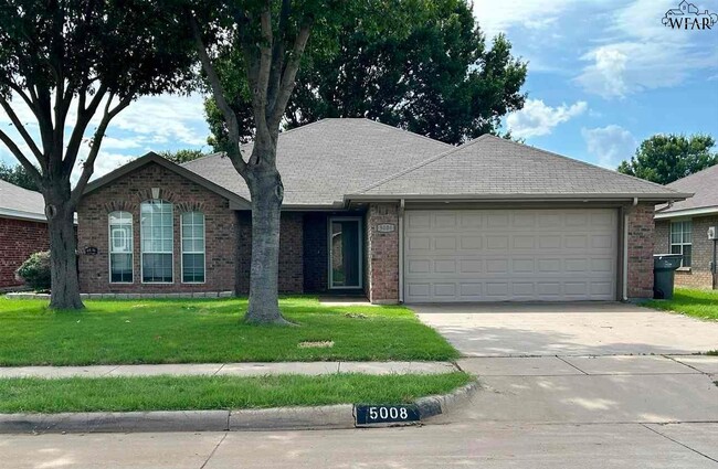 property at 5008 Bayberry Dr