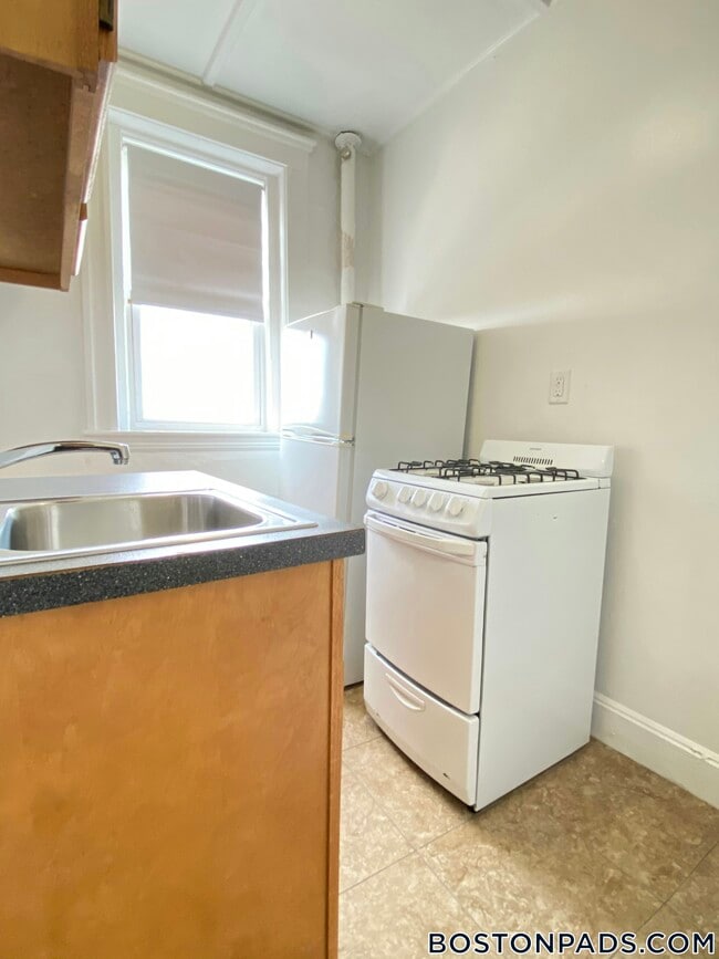 1175 Boylston St in Boston, MA - Building Photo - Building Photo