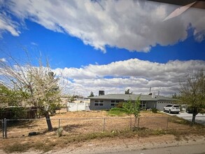 21898 Dotame Ave in Apple Valley, CA - Building Photo - Building Photo