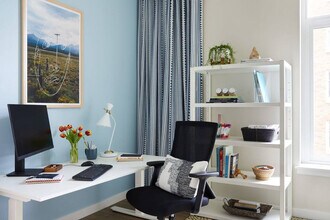 1122 Madison St in Seattle, WA - Foto de edificio - Building Photo