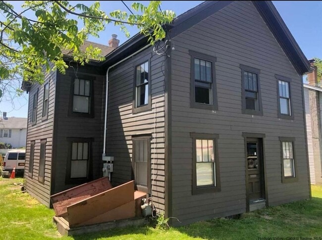 property at 154 Broadway