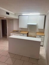 903 W Walnut St in Selma, NC - Building Photo - Building Photo