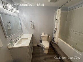 31233 Livingstone Ave in Abbotsford, BC - Building Photo - Building Photo