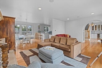 1043 Barnegat Ln in Mantoloking, NJ - Building Photo - Building Photo