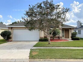 1608 Maplestead Ct in Orlando, FL - Building Photo