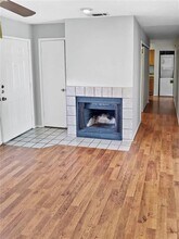 3115 Helms St, Unit 302 in Austin, TX - Building Photo - Building Photo