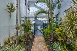 2727 Yacht Club Blvd in Fort Lauderdale, FL - Building Photo - Building Photo