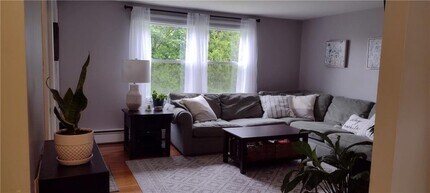 4 Almy Ct in Newport, RI - Building Photo - Building Photo