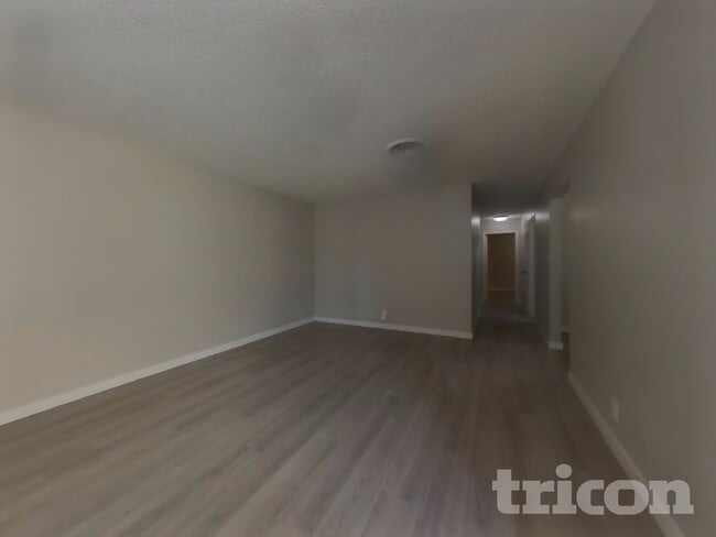 1508 Crestview Dr in Antioch, CA - Foto de edificio - Building Photo