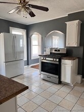 1 Crescent St in Ansonia, CT - Building Photo - Building Photo