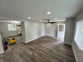 1204 Terrell Dr in High Point, NC - Building Photo - Building Photo