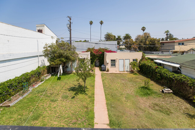 1417 10th St in Santa Monica, CA - Building Photo - Building Photo