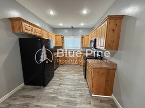 2803 Mary Dr in Idaho Falls, ID - Building Photo - Building Photo