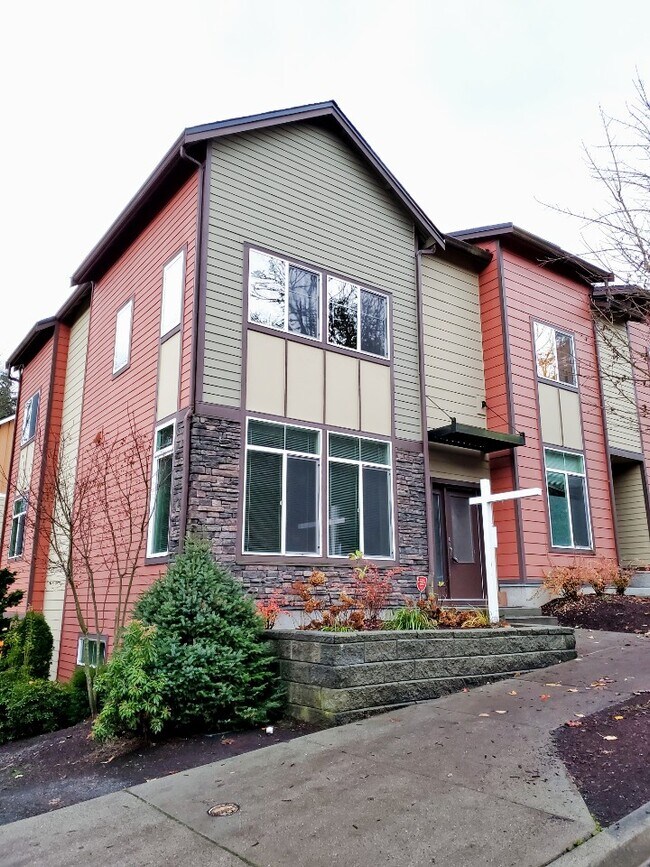 2101 NW Talus Dr Rentals in Issaquah, WA