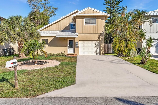 property at 2433 Southridge Rd