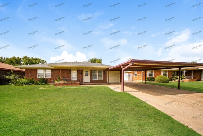 property at 2401 N Key Blvd