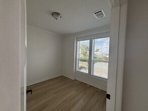 980 E Nogoya Ave in Venice, FL - Building Photo - Building Photo