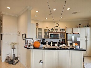 3020 NW 125th Ave in Sunrise, FL - Building Photo - Building Photo