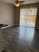 1232 Cavender Dr, Unit 222 in Hurst, TX - Building Photo - Building Photo
