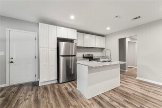 1780 Brewer Blvd SW in Atlanta, GA - Building Photo - Building Photo
