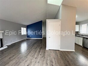 4786 S Zeno St in Aurora, CO - Building Photo - Building Photo